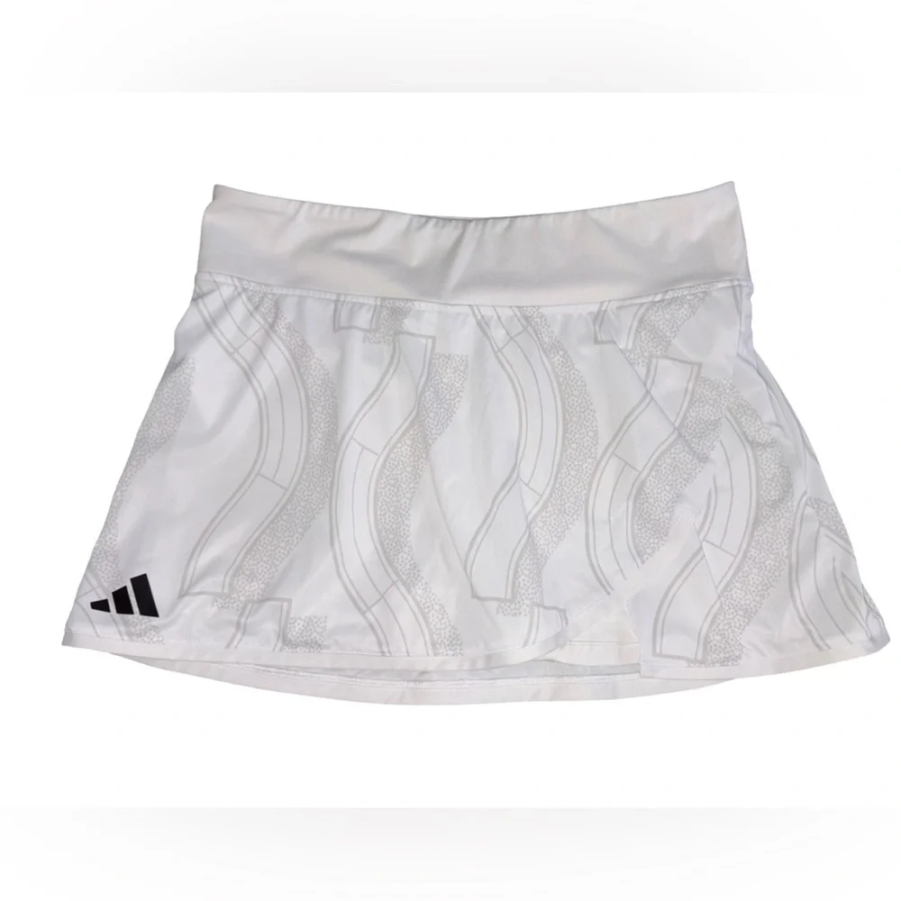 adidas Club Tennis Graphic Skirt White Skort Size L Built-In Shorts Athleisure